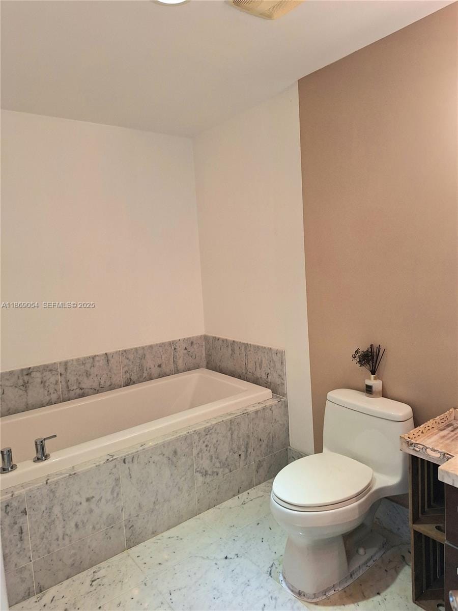 253 NE 2nd Street 2606, Miami, FL 33132 photo 13
