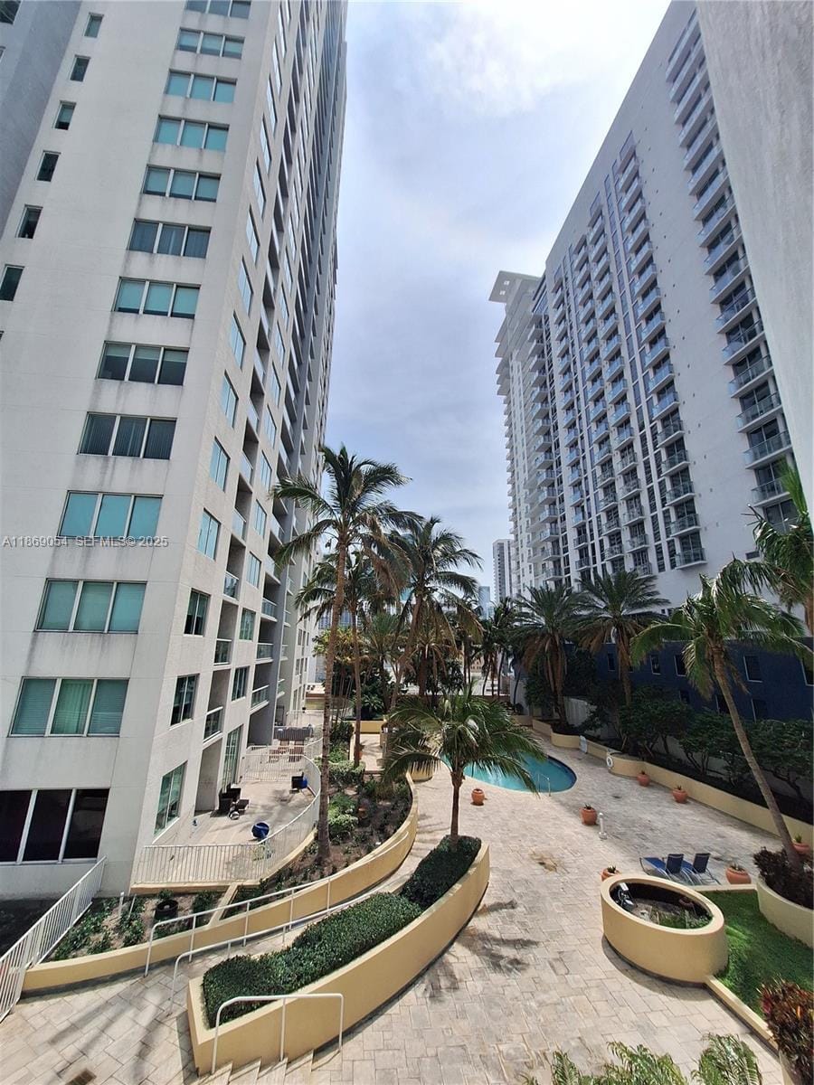 253 NE 2nd Street 2606, Miami, FL 33132 photo 22