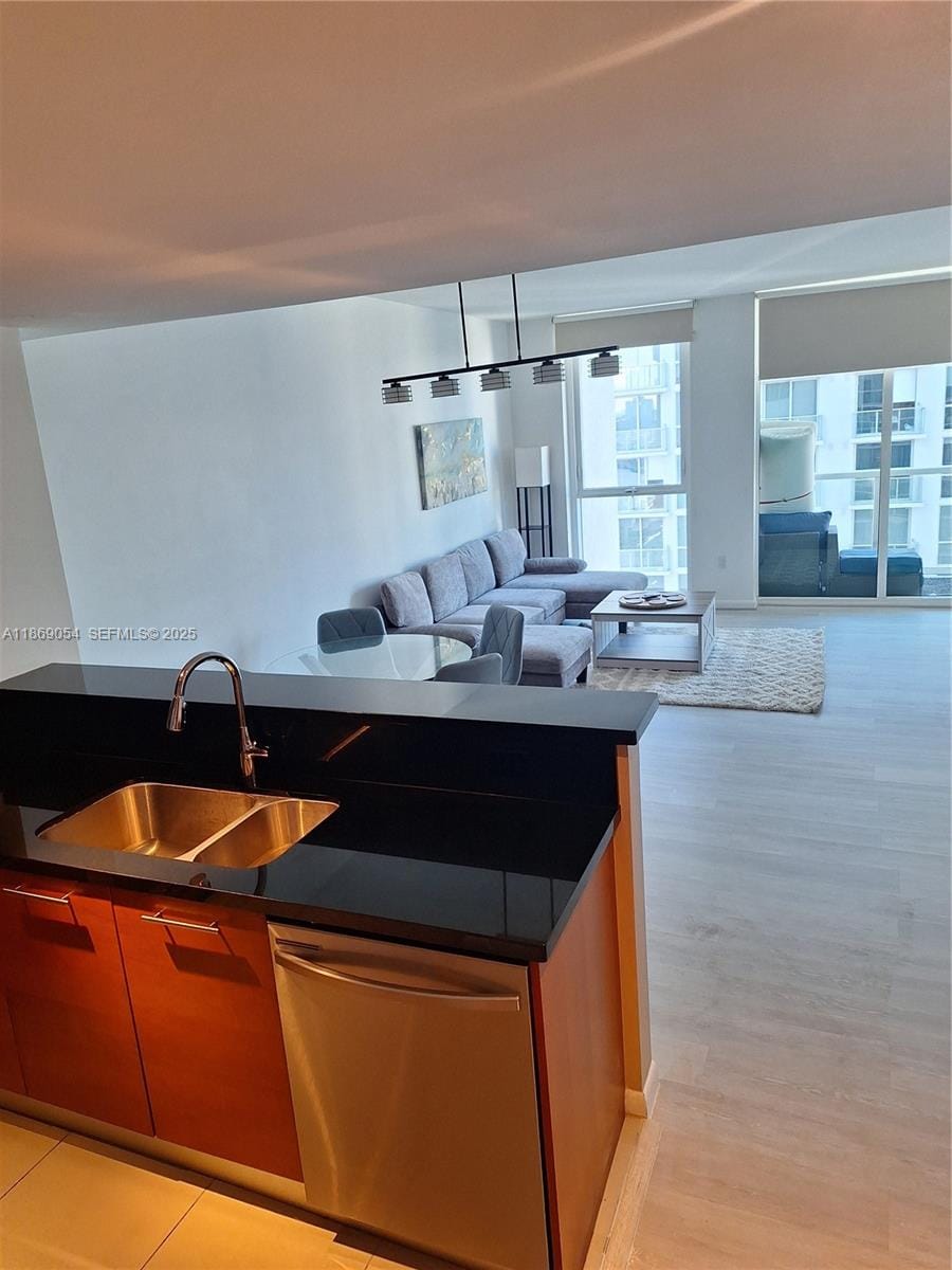 253 NE 2nd Street 2606, Miami, FL 33132 photo 28