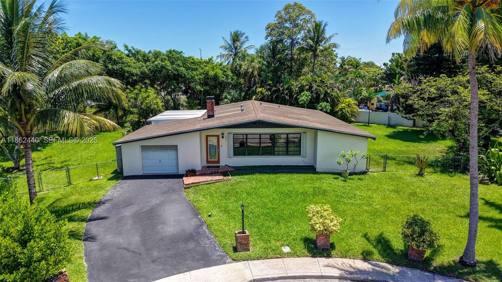 5240 Redwood Court, Plantation, FL 33317