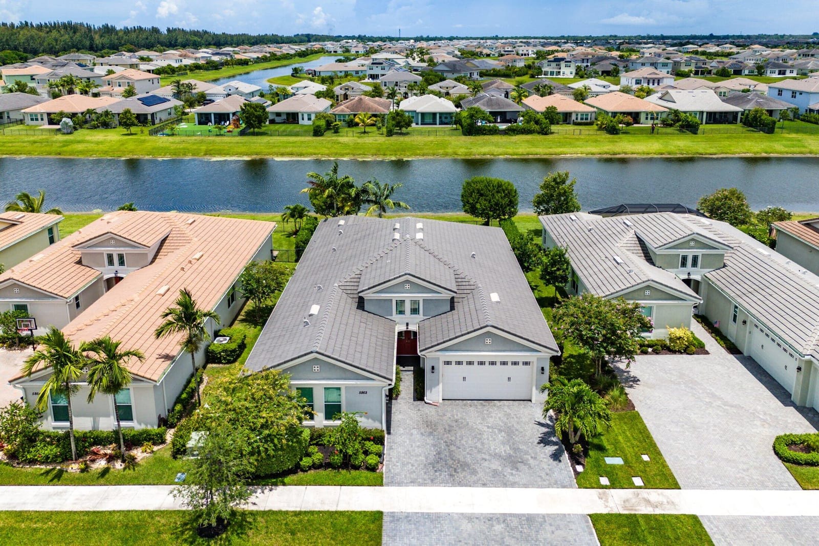 5862 Whippoorwill Circle, Westlake, FL 33470 photo 2