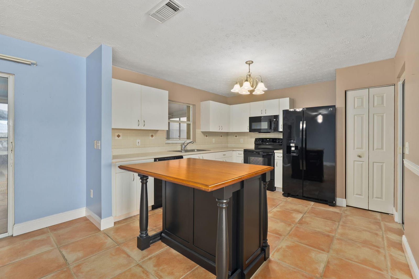 5707 Thatch Place — photo 5