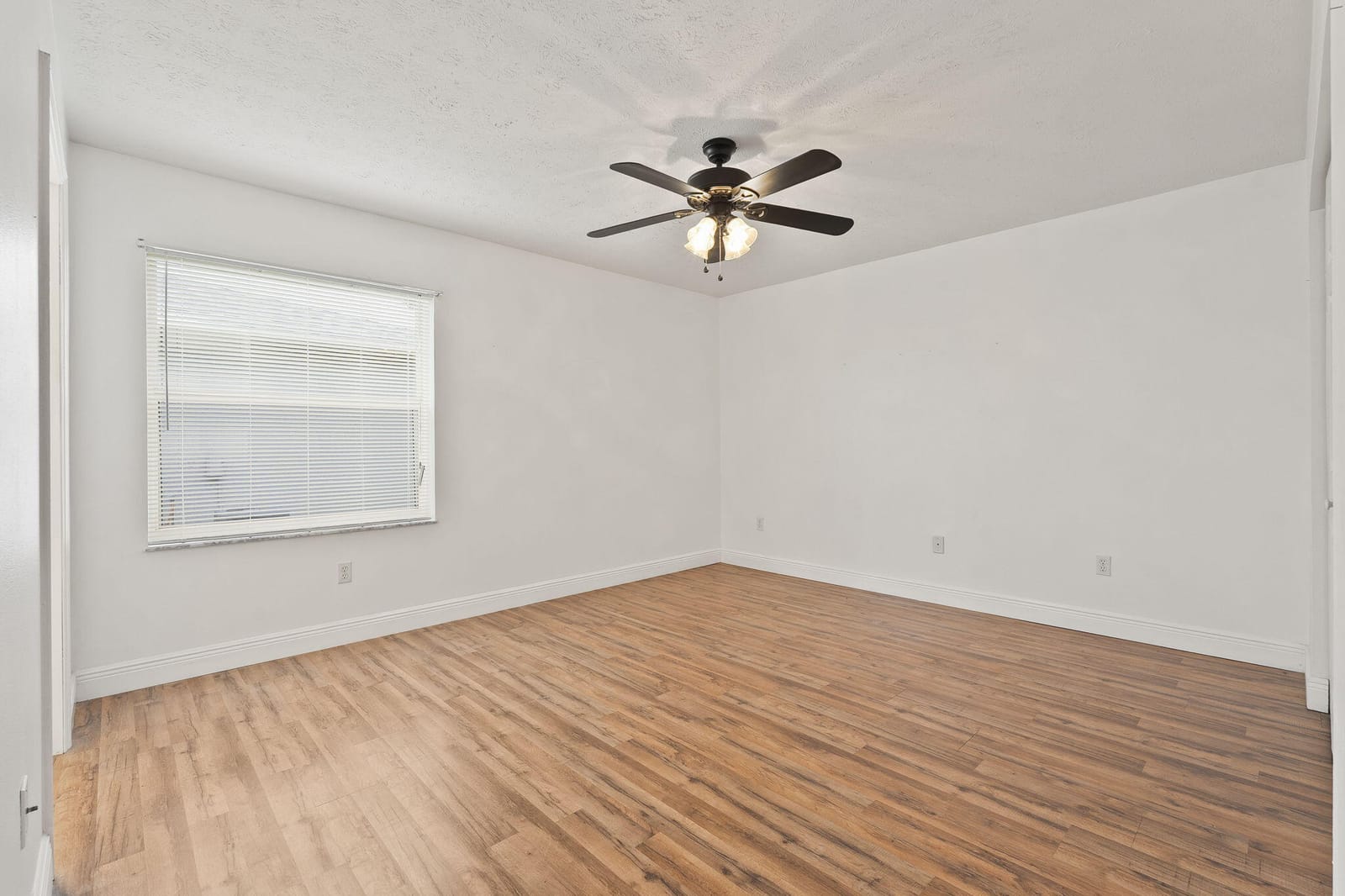 5707 Thatch Place — photo 9