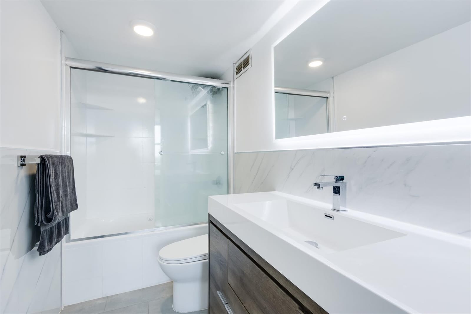888 Intracoastal Drive 14G, Fort Lauderdale, FL 33304 photo 27
