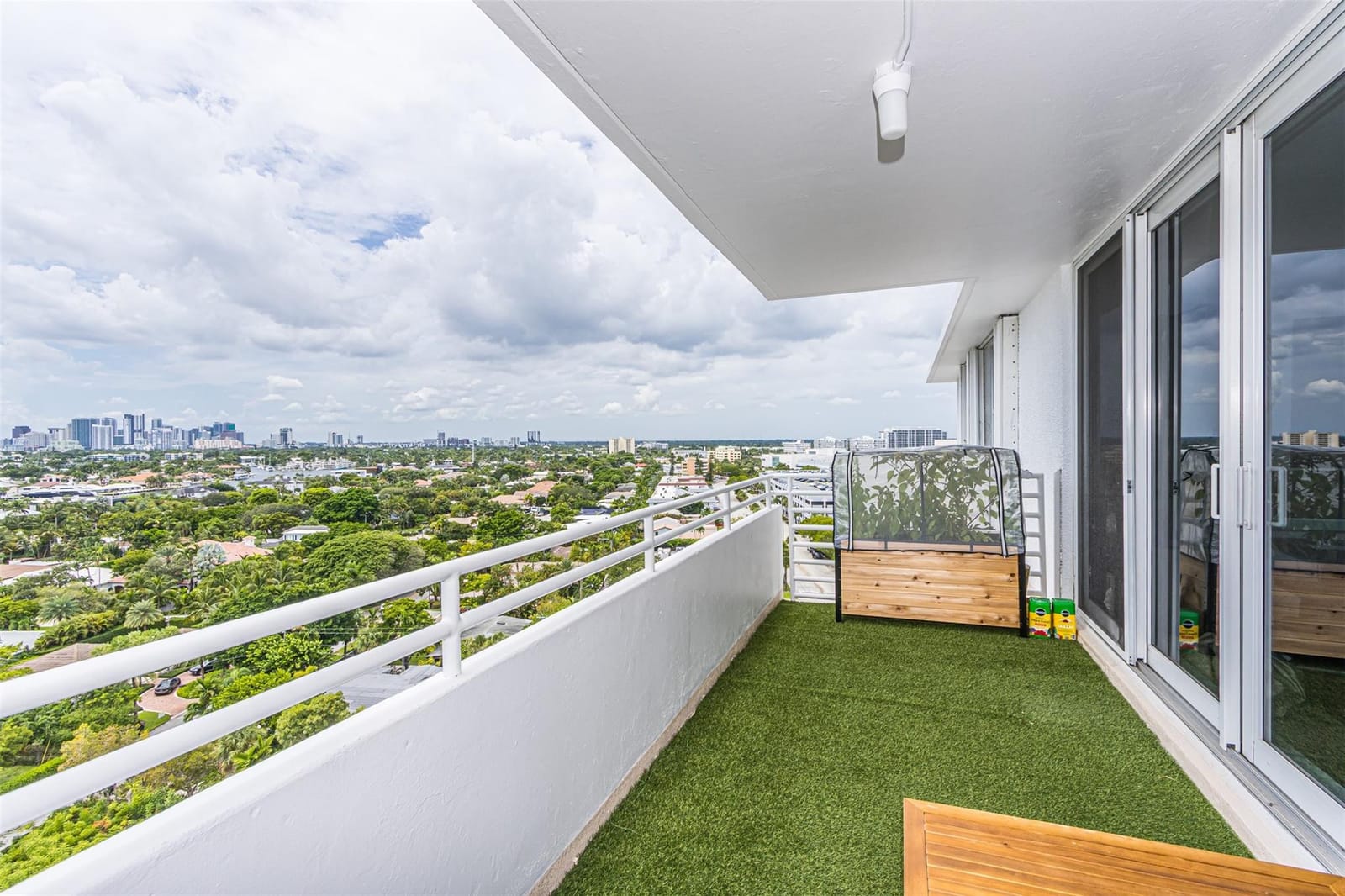 888 Intracoastal Drive 14G, Fort Lauderdale, FL 33304 photo 5