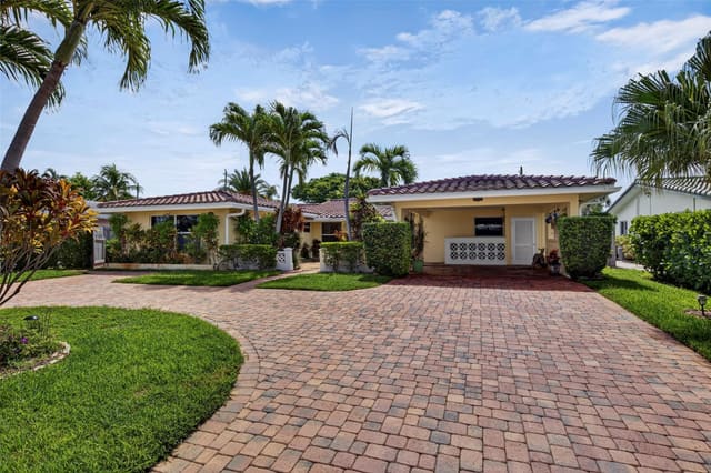 5340 NE 17th Terrace, Fort Lauderdale, FL 33334