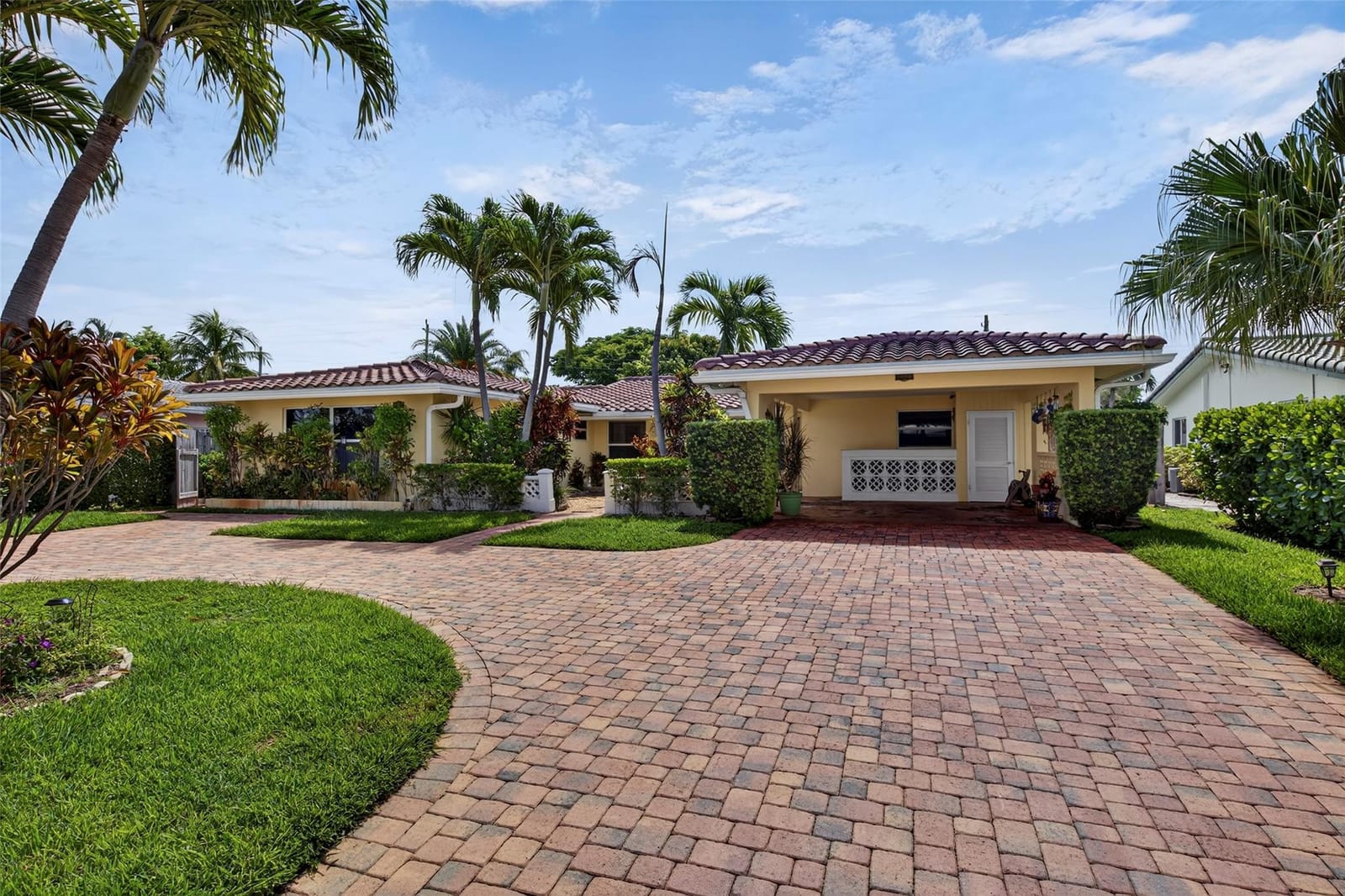 5340 NE 17th Terrace, Fort Lauderdale, FL 33334