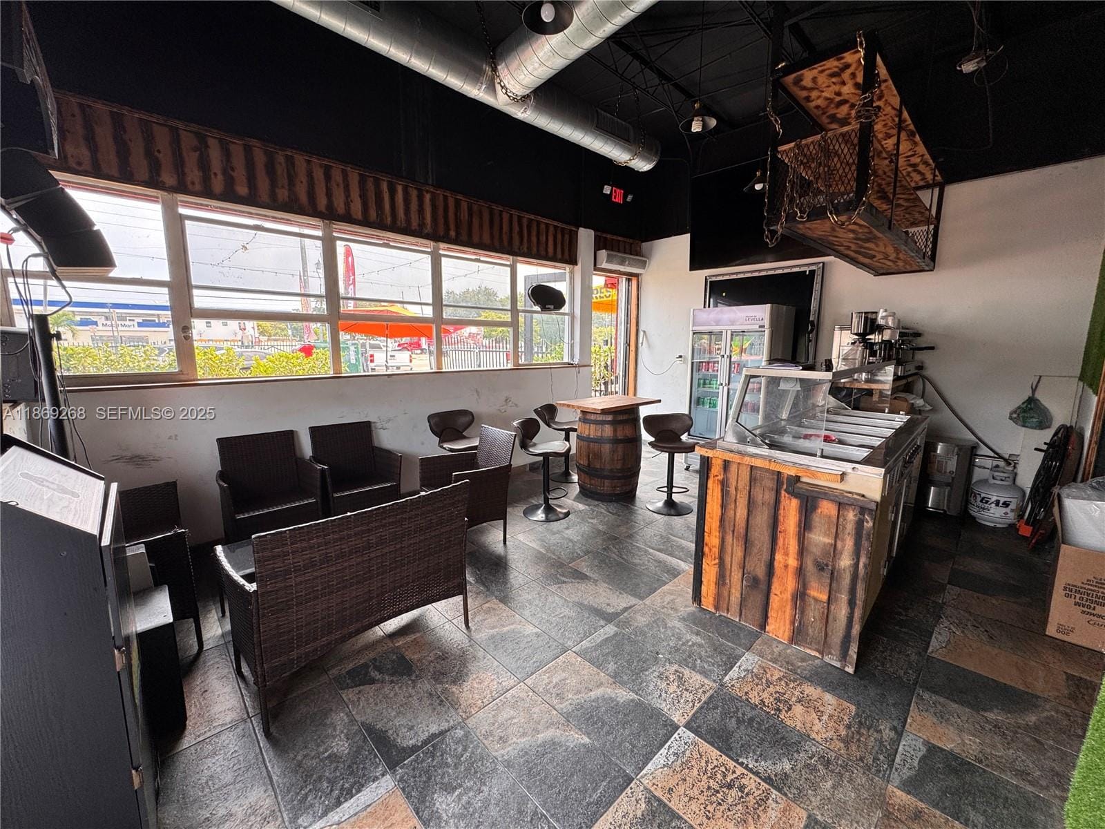 Restaurant NW Restaurant For Sale — photo 7