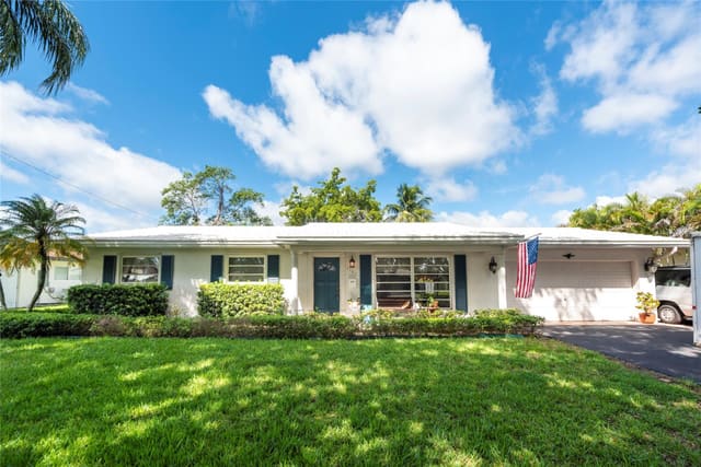 1101 NW 74th Terrace, sold in Mirror Lake Estates Sec S, Plantation, FL