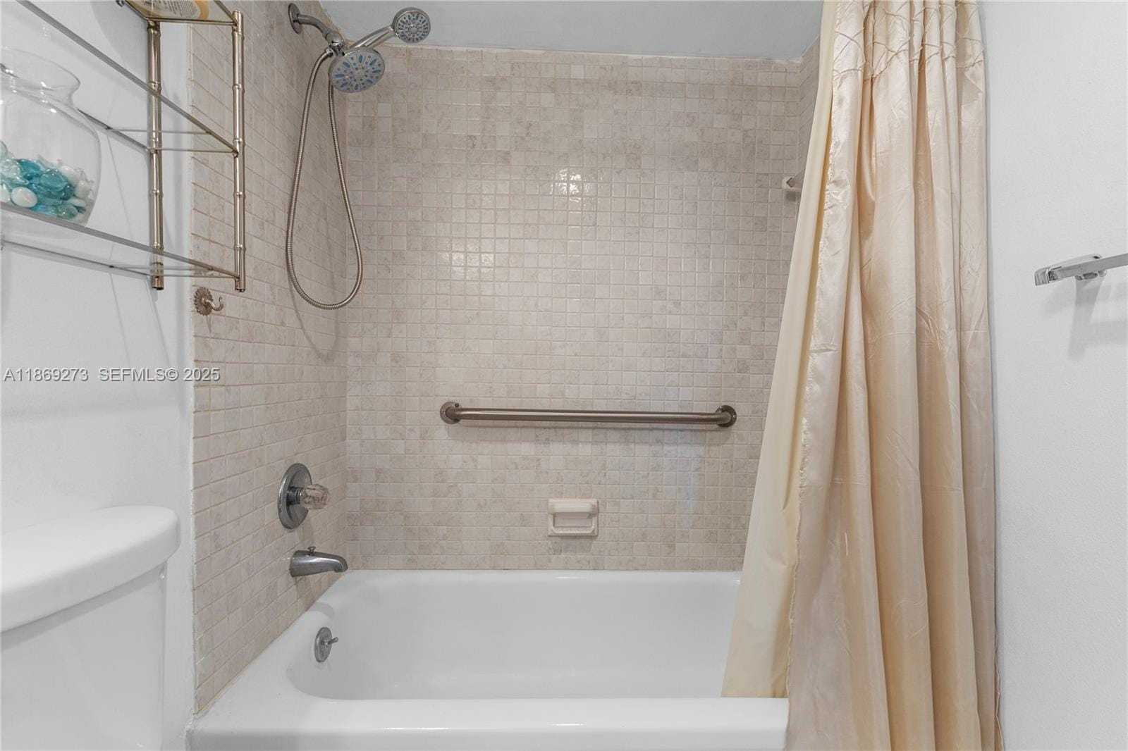 1000 Saint Charles Place 319, Pembroke Pines, FL 33026 photo 21