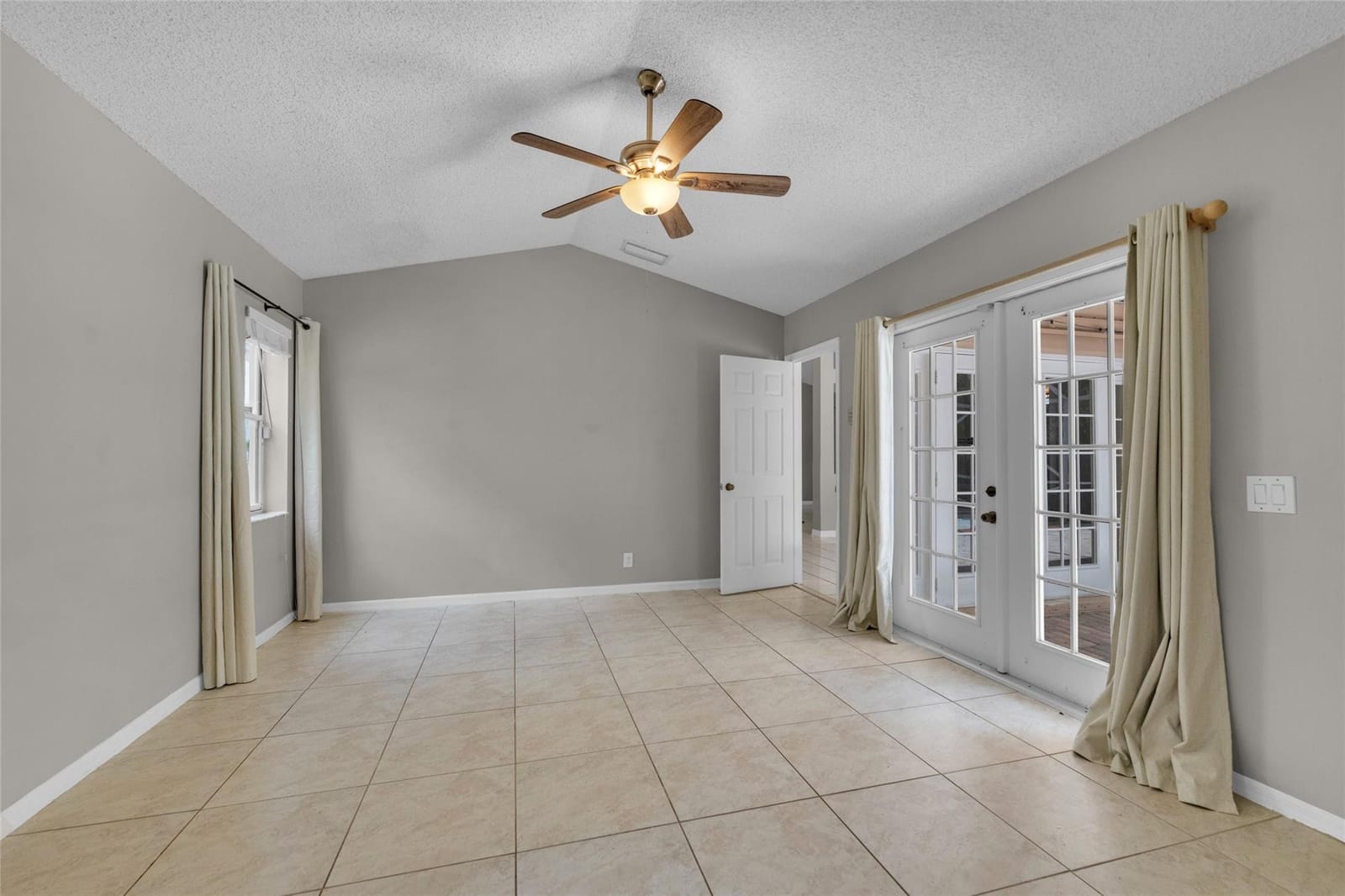 702 Stanton Drive, Weston, FL 33326 photo 22