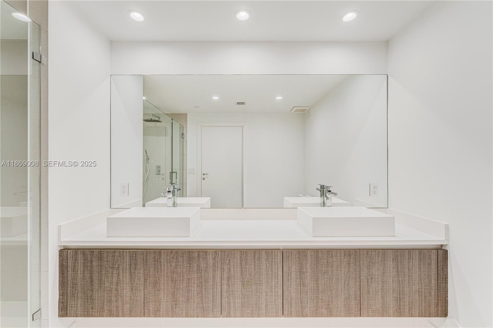 1150 102nd Street 703 — photo 8