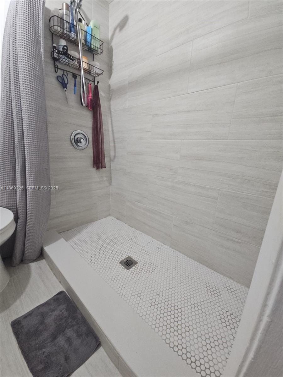436 Lakeview Drive 104, Weston, FL 33326 photo 17