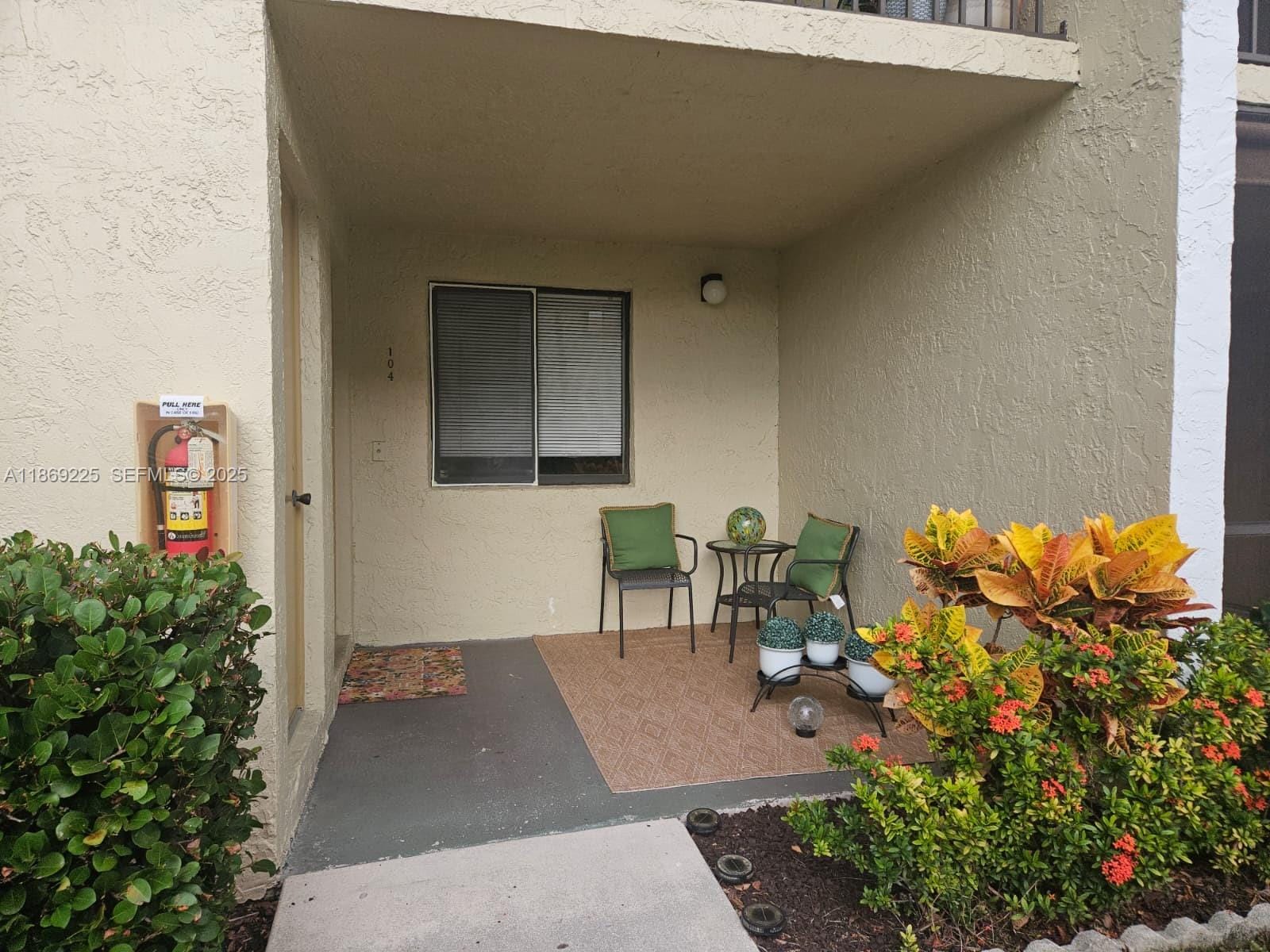 436 Lakeview Drive 104, Weston, FL 33326 photo 22