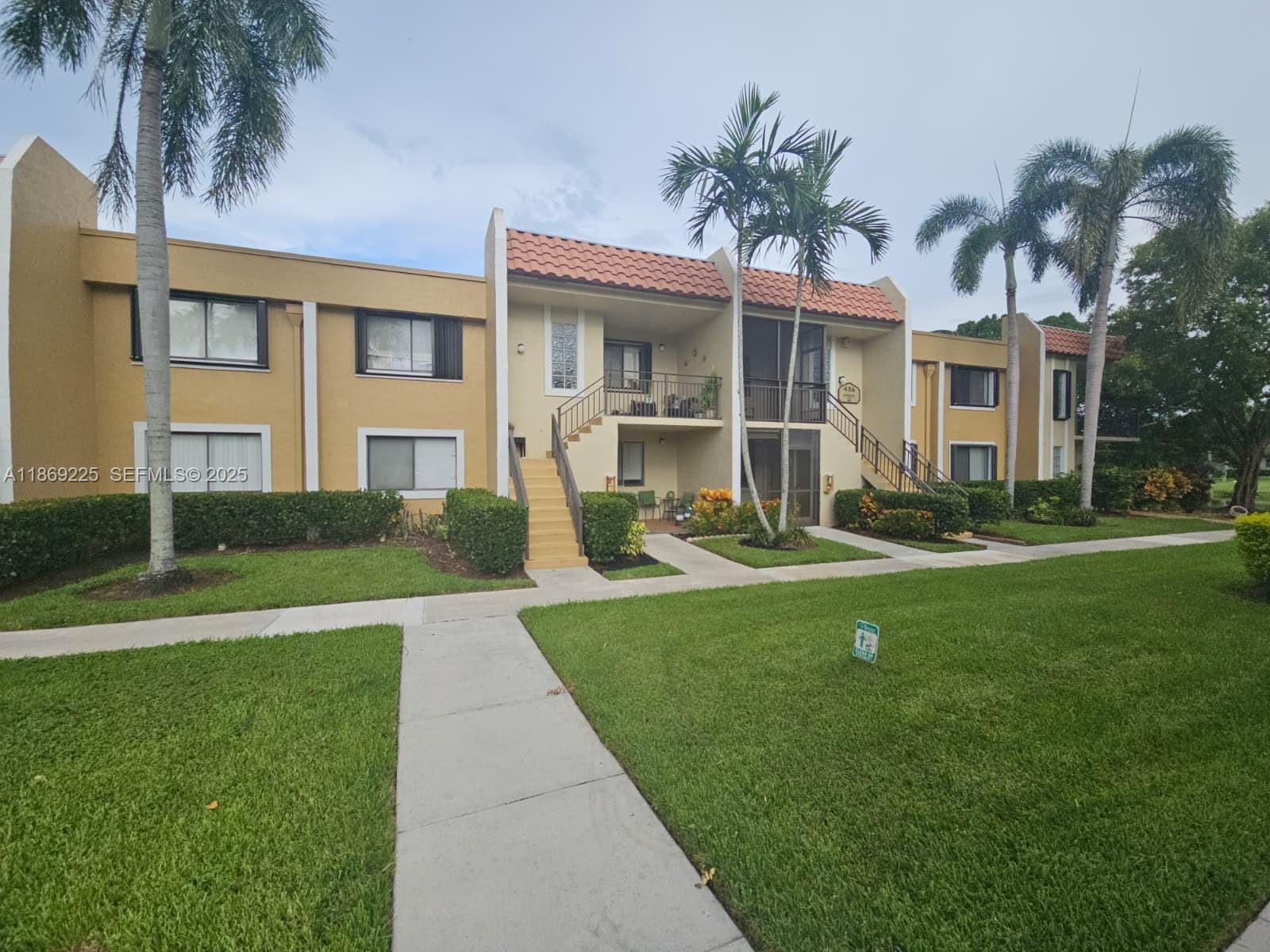 436 Lakeview Drive 104, Weston, FL 33326 photo 23