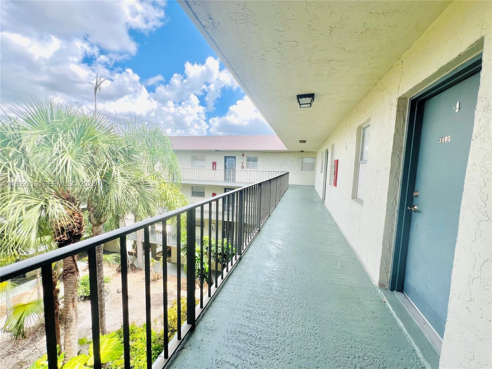 1820 SW 81st Avenue 3405 — photo 12