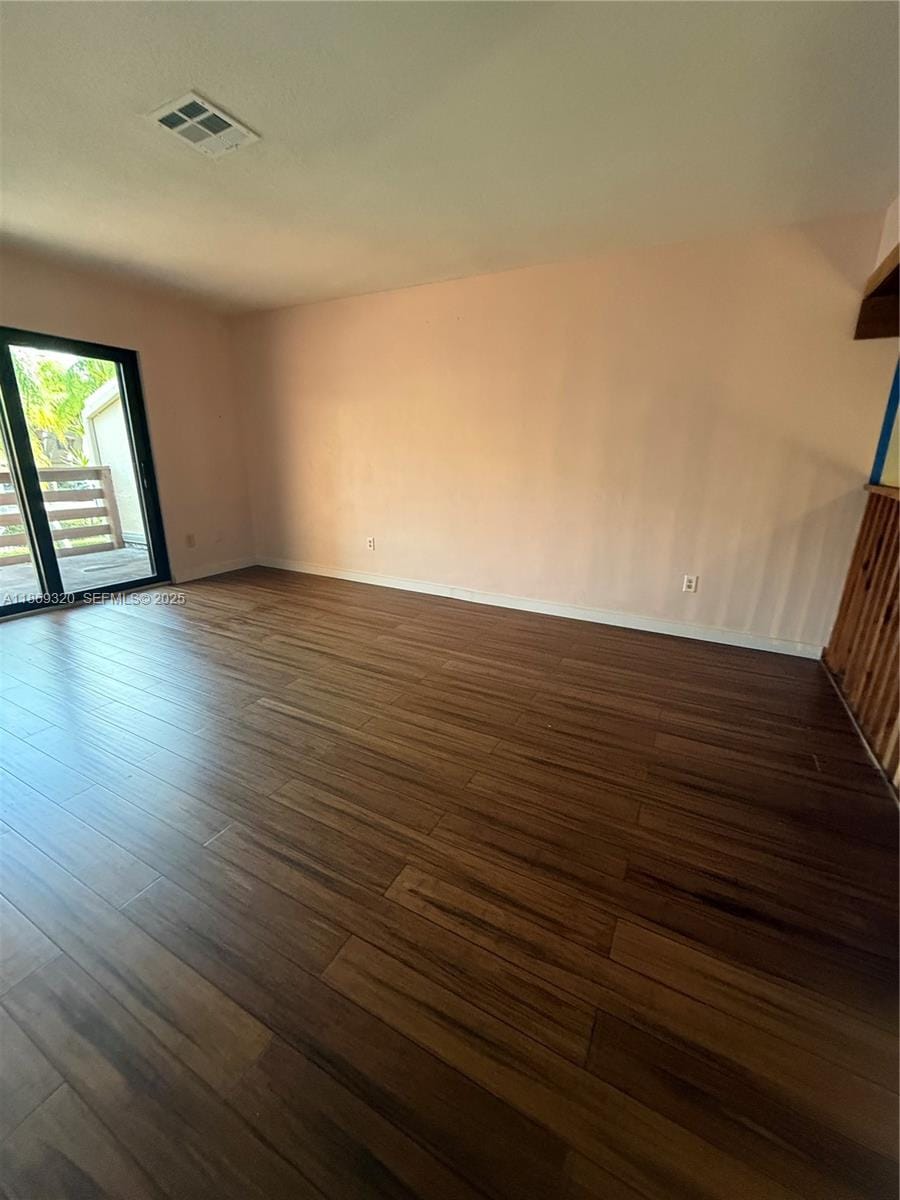2111 N 14th Avenue — photo 12