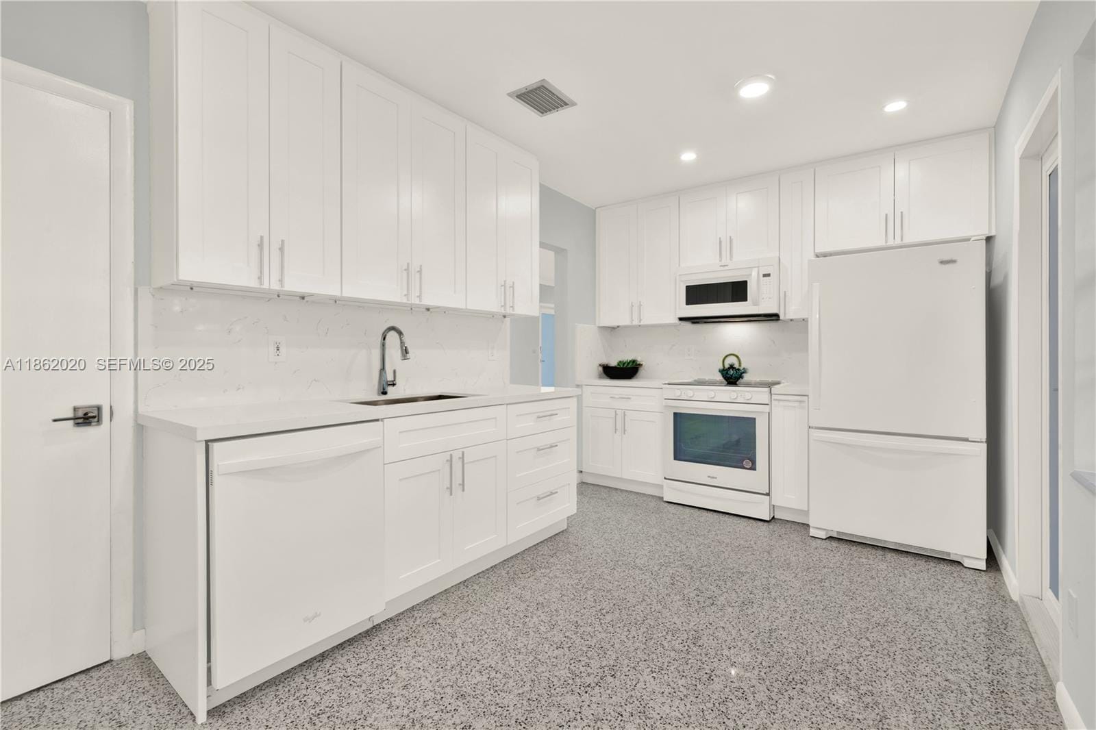16022 SW 98th Avenue, Miami, FL 33157 photo 18