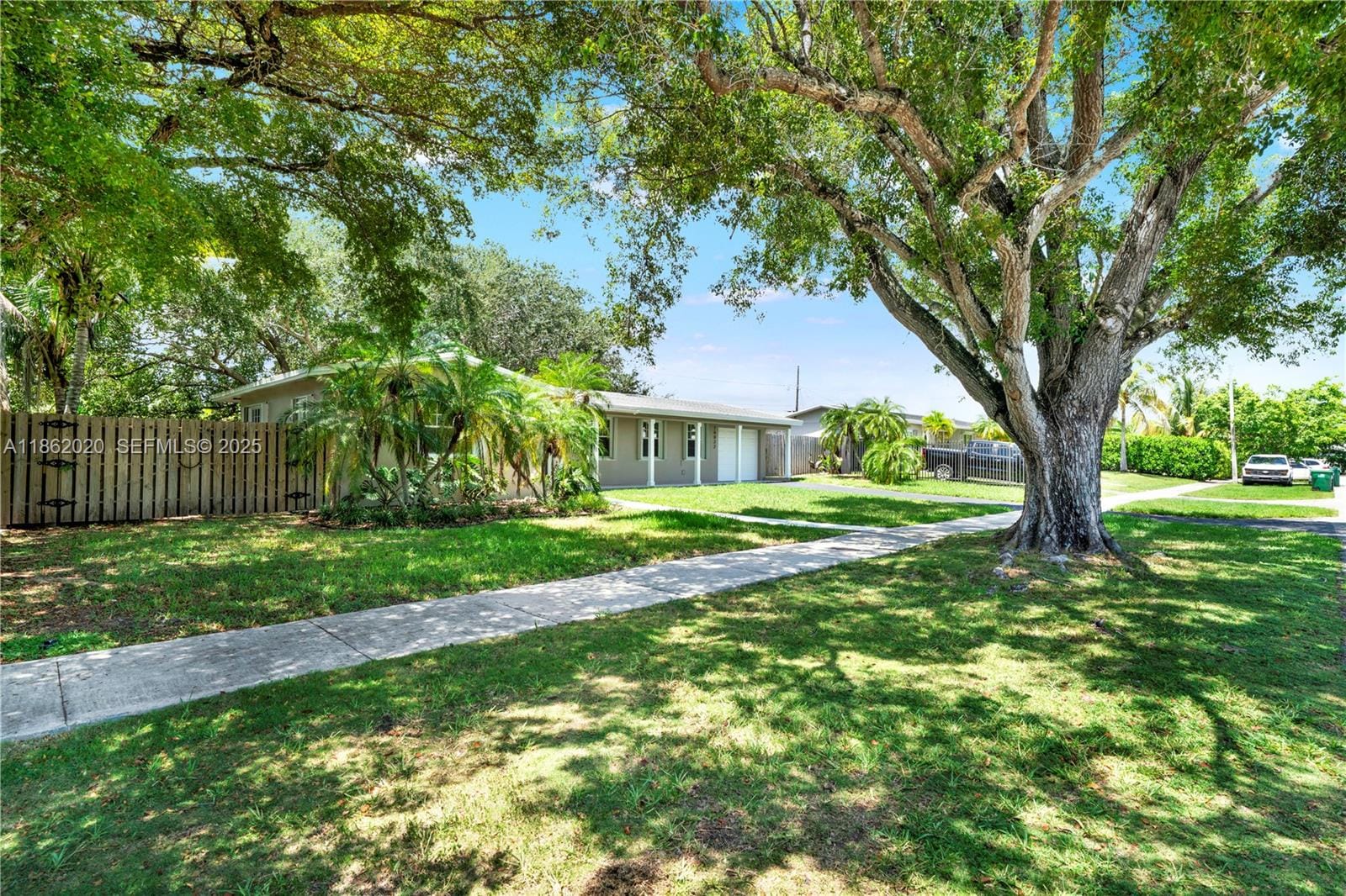 16022 SW 98th Avenue, Miami, FL 33157 photo 3