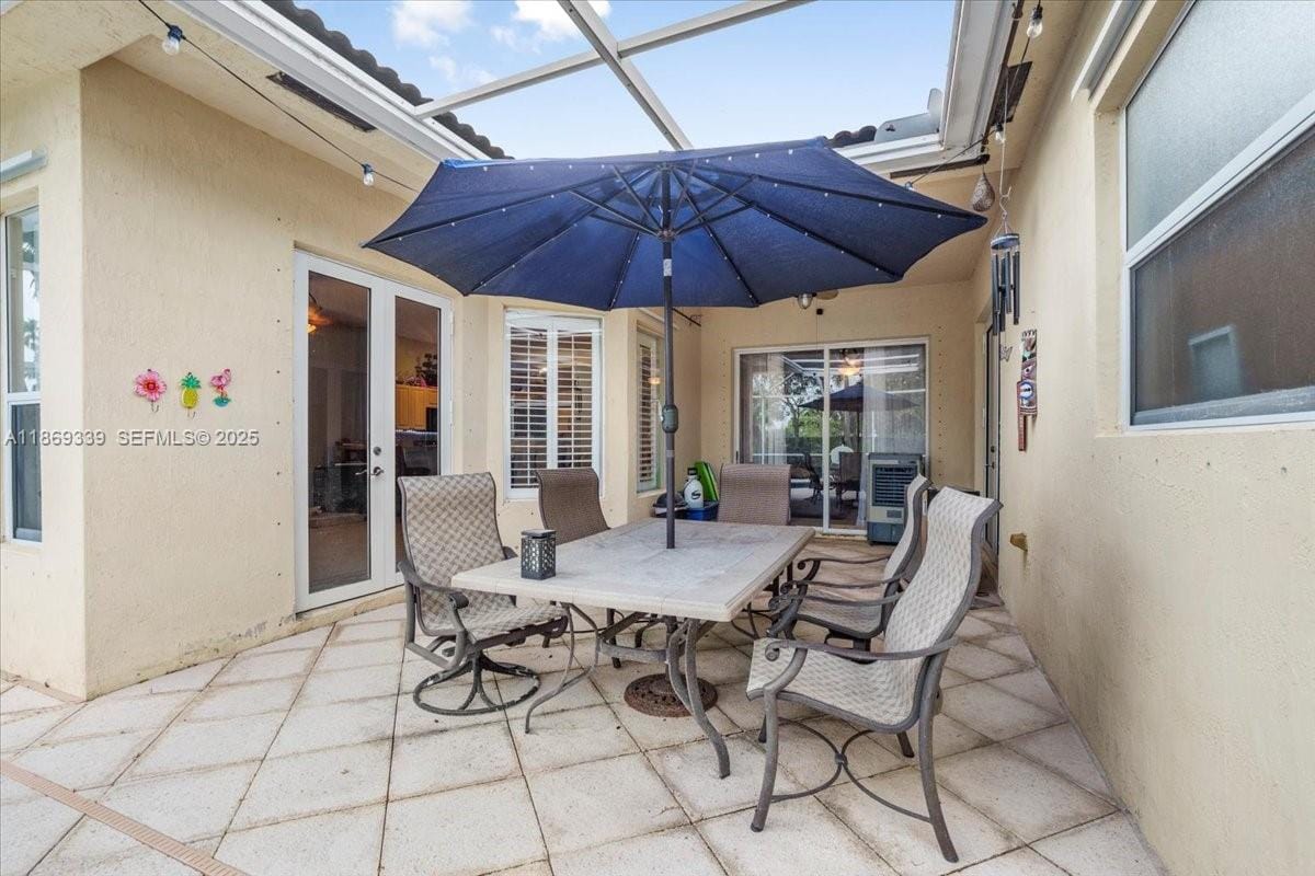 2813 Augusta Lane, Homestead, FL 33035 photo 4