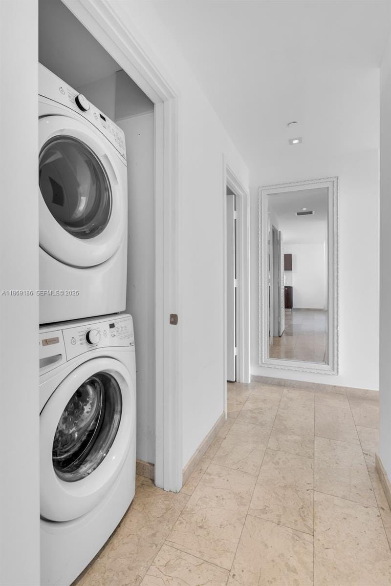 68 SE 6th Street 2410, Miami, FL 33131 photo 20