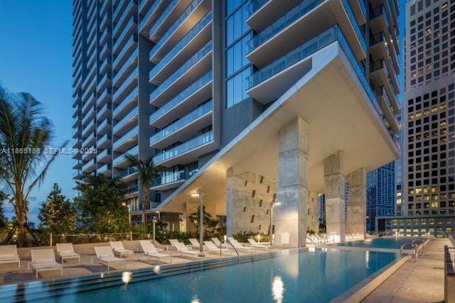 68 SE 6th Street 2410, Miami, FL 33131 photo 27