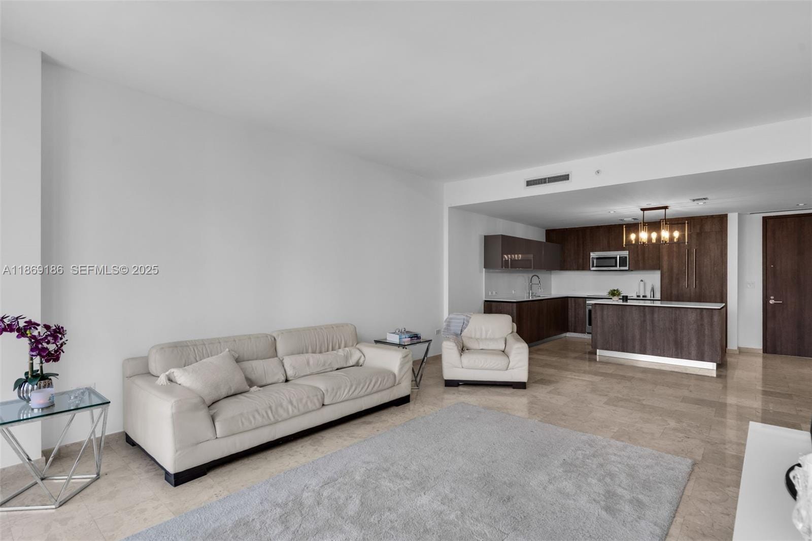 68 SE 6th Street 2410, Miami, FL 33131 photo 7