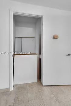 68 SE 6th Street 2410, Miami, FL 33131 photo 10