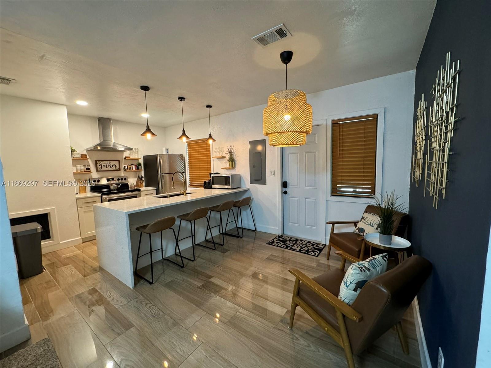 207 SW 11th Street, Fort Lauderdale, FL 33315, Fort Lauderdale