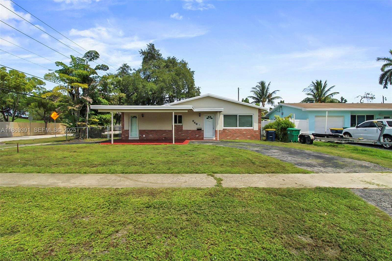 846 NW 10th Avenue — photo 2