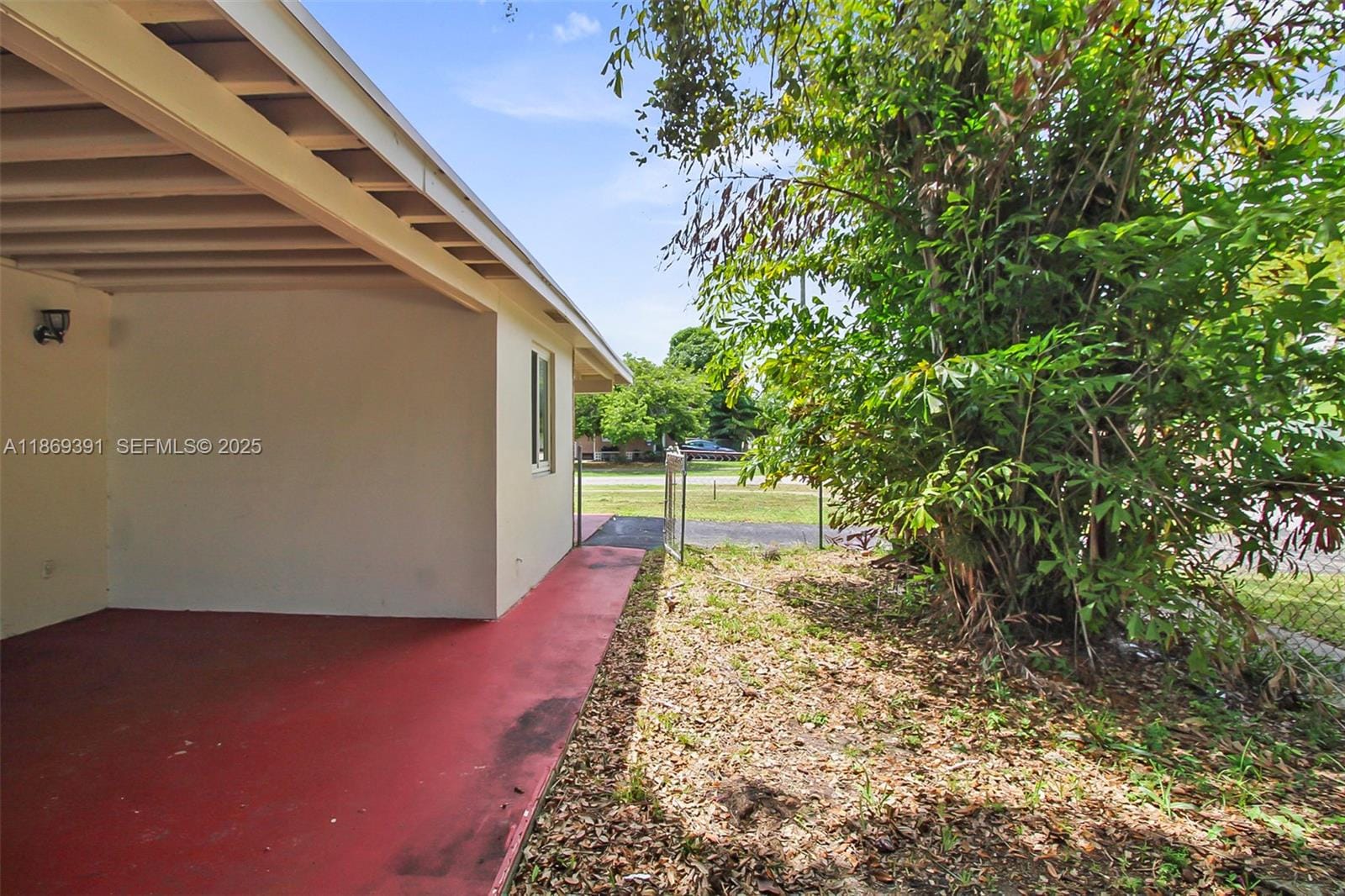 846 NW 10th Avenue — photo 6