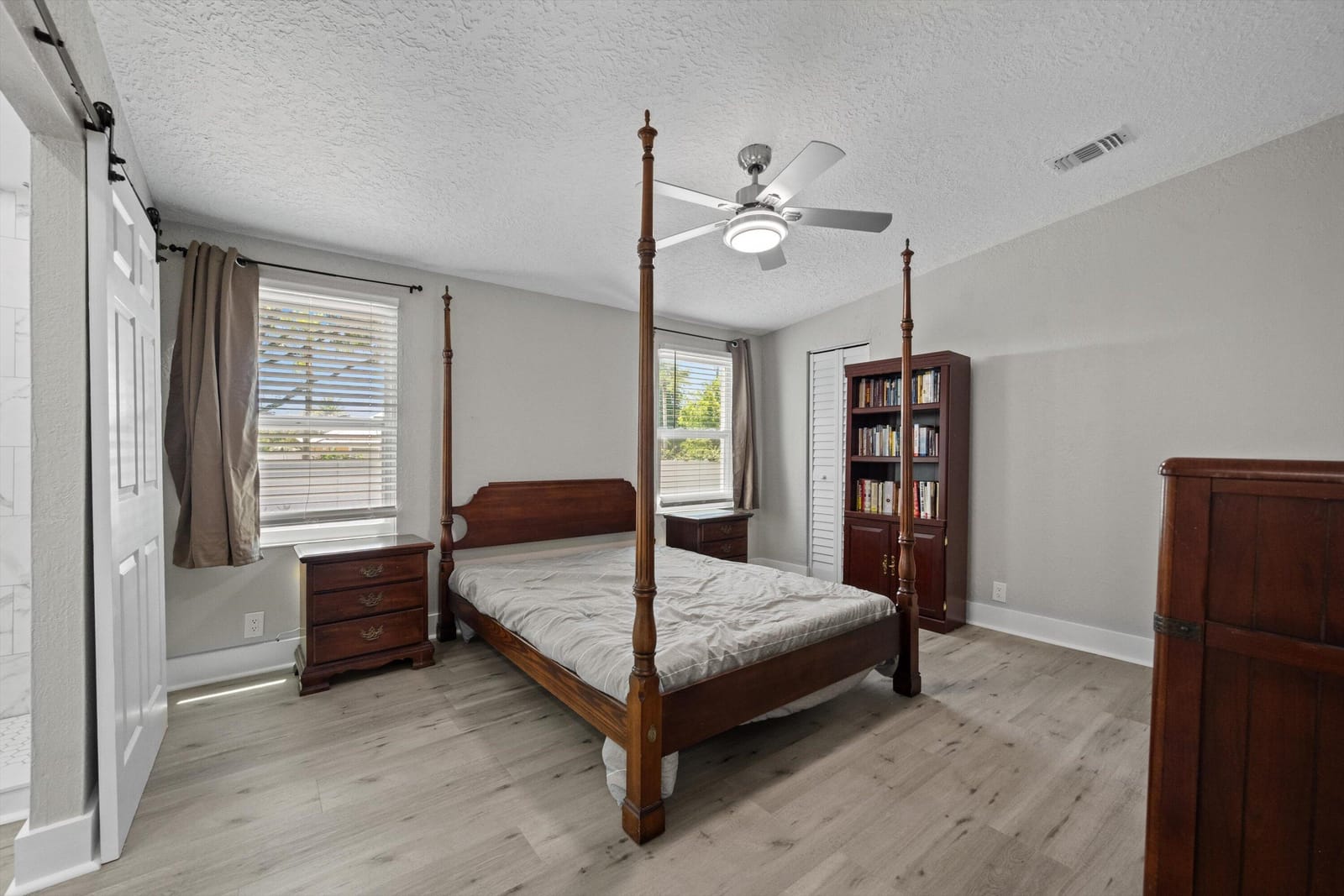 909 SE Hibiscus Avenue, Stuart, FL 34996 photo 20