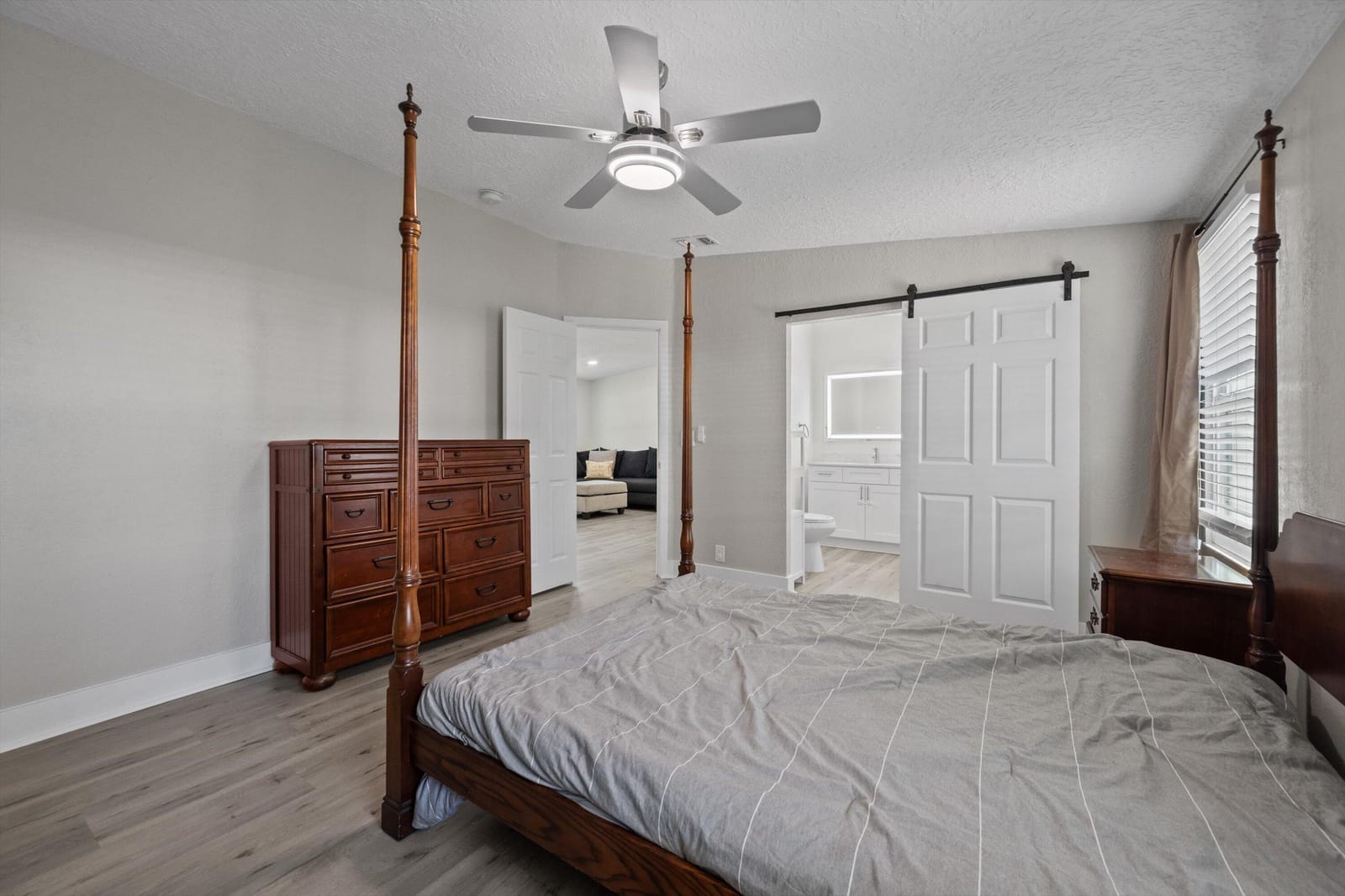 909 SE Hibiscus Avenue, Stuart, FL 34996 photo 21