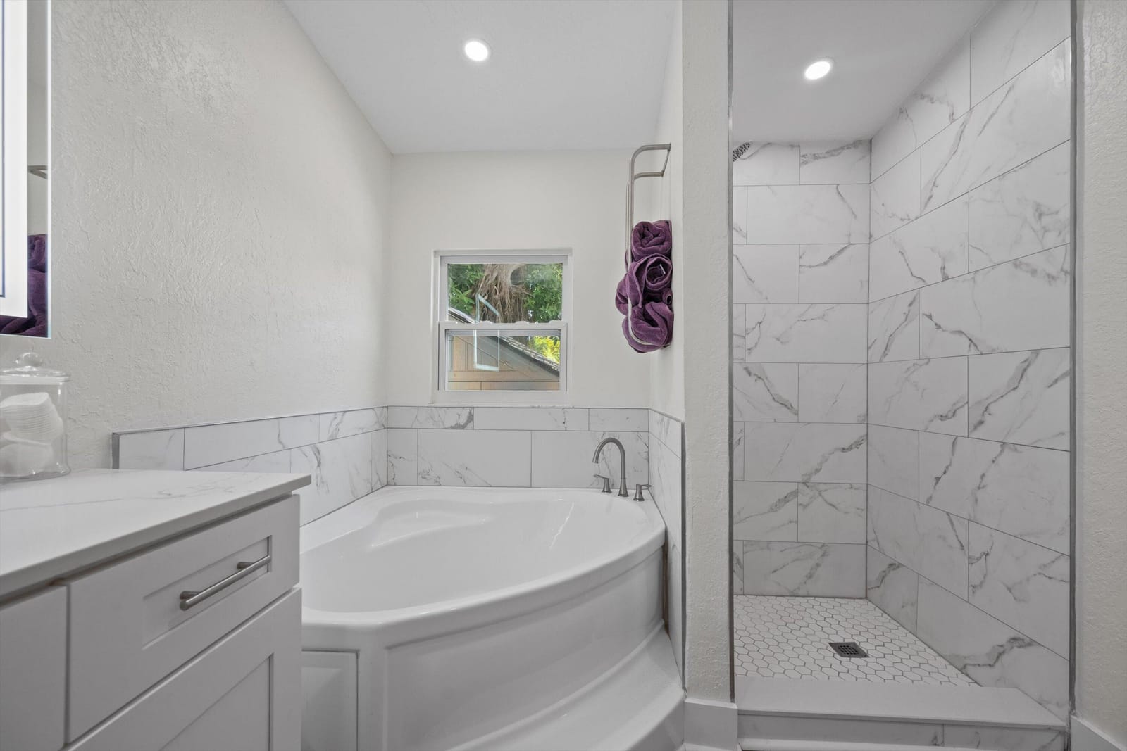 909 SE Hibiscus Avenue, Stuart, FL 34996 photo 23