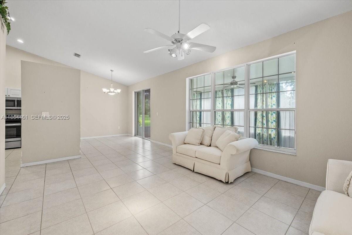 2420 E Aragon Boulevard 3, Sunrise, FL 33313 photo 11