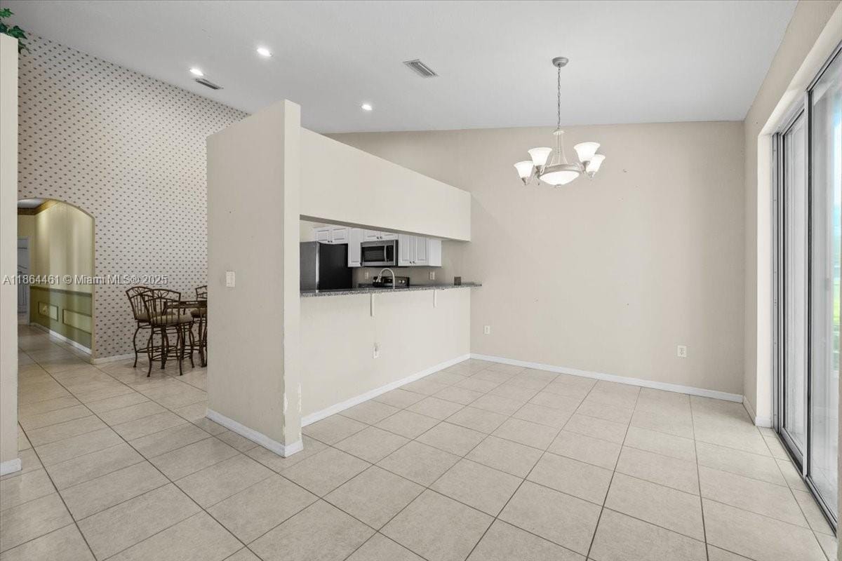 2420 E Aragon Boulevard 3, Sunrise, FL 33313 photo 5