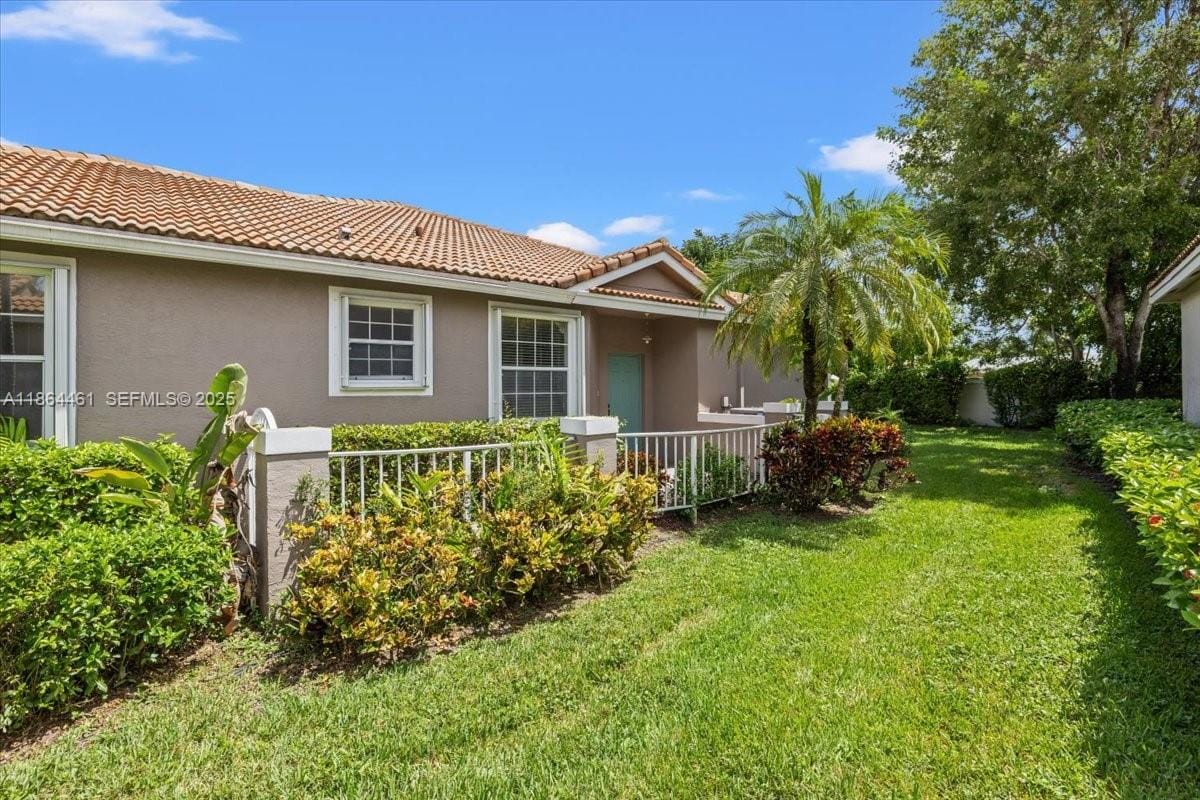 2420 E Aragon Boulevard 3, Sunrise, FL 33313 photo 9