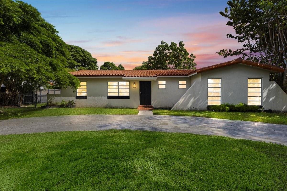 10231 SW 27th Street, Miami, FL 33165