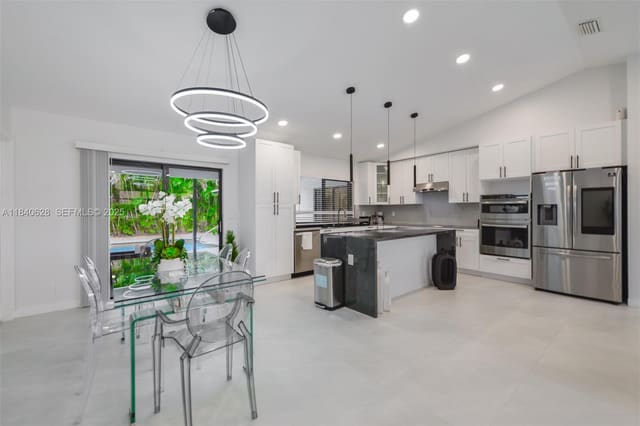 13526 Jonquil Place, Wellington, FL 33414
