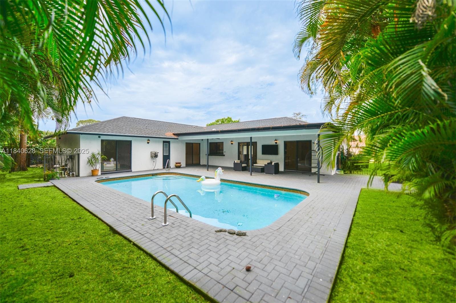 13526 Jonquil Place, Wellington, FL 33414 photo 2