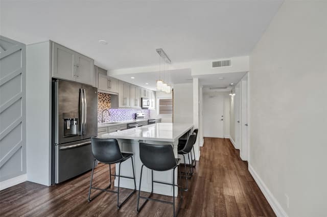 9460 Tangerine Place 307, Davie, FL 33324