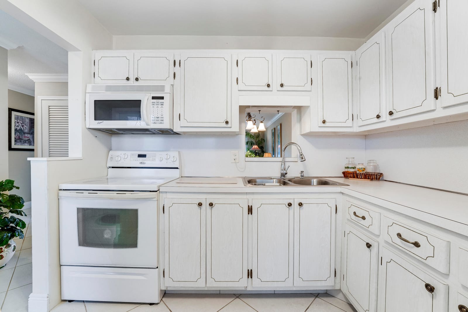 2132 NE 1st Way 201 — photo 5