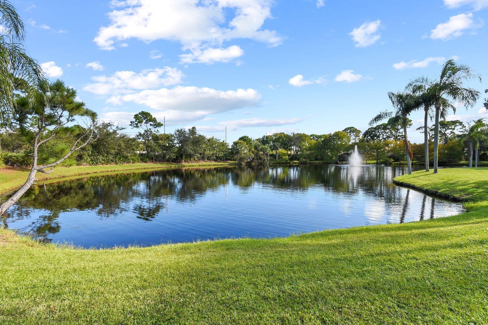 106 Old English Court, Jupiter, FL 33458 photo 19