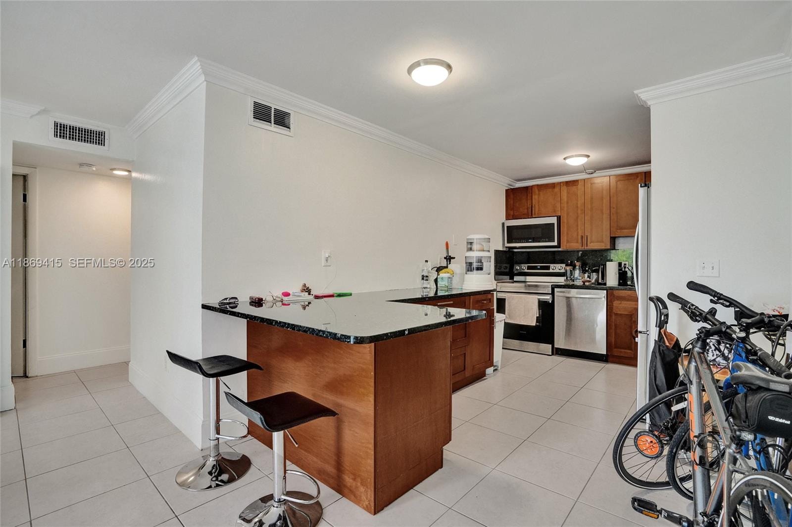 1801 S Treasure Drive 329 — photo 4