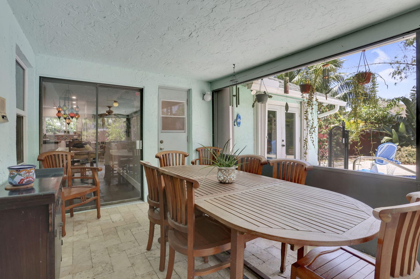 1512 Hummingbird Drive — photo 11