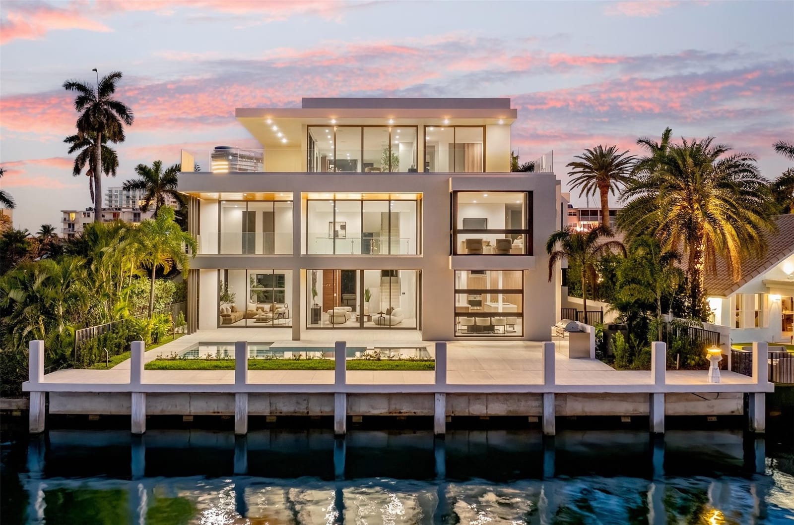 1637 SE 14th Street, Fort Lauderdale, FL 33316