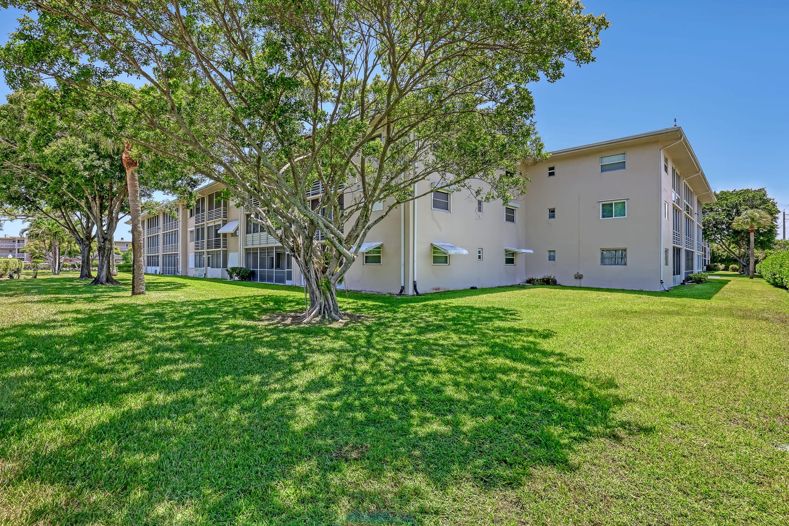 2687 N Garden Drive N 205, Lake Worth, FL 33461 photo 16