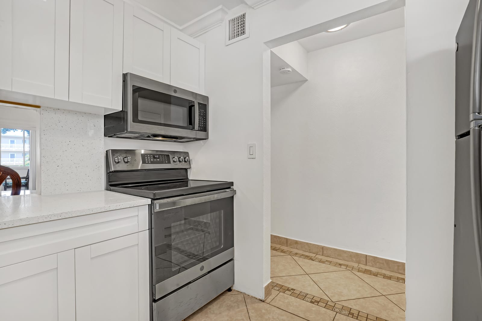 2687 N Garden Drive N 205 — photo 8