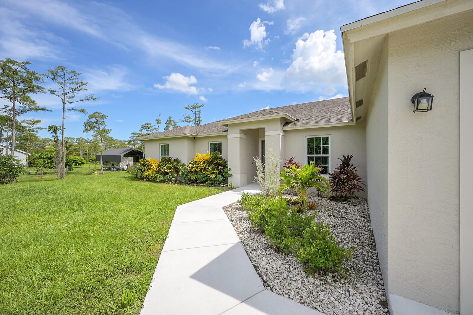 16440 81st Lane N, The Acreage, FL 33470 photo 2