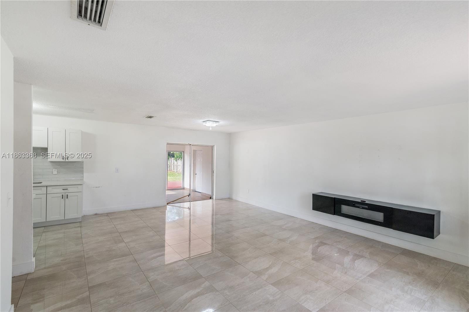 4340 NW 196th Street, Miami Gardens, FL 33055 photo 2